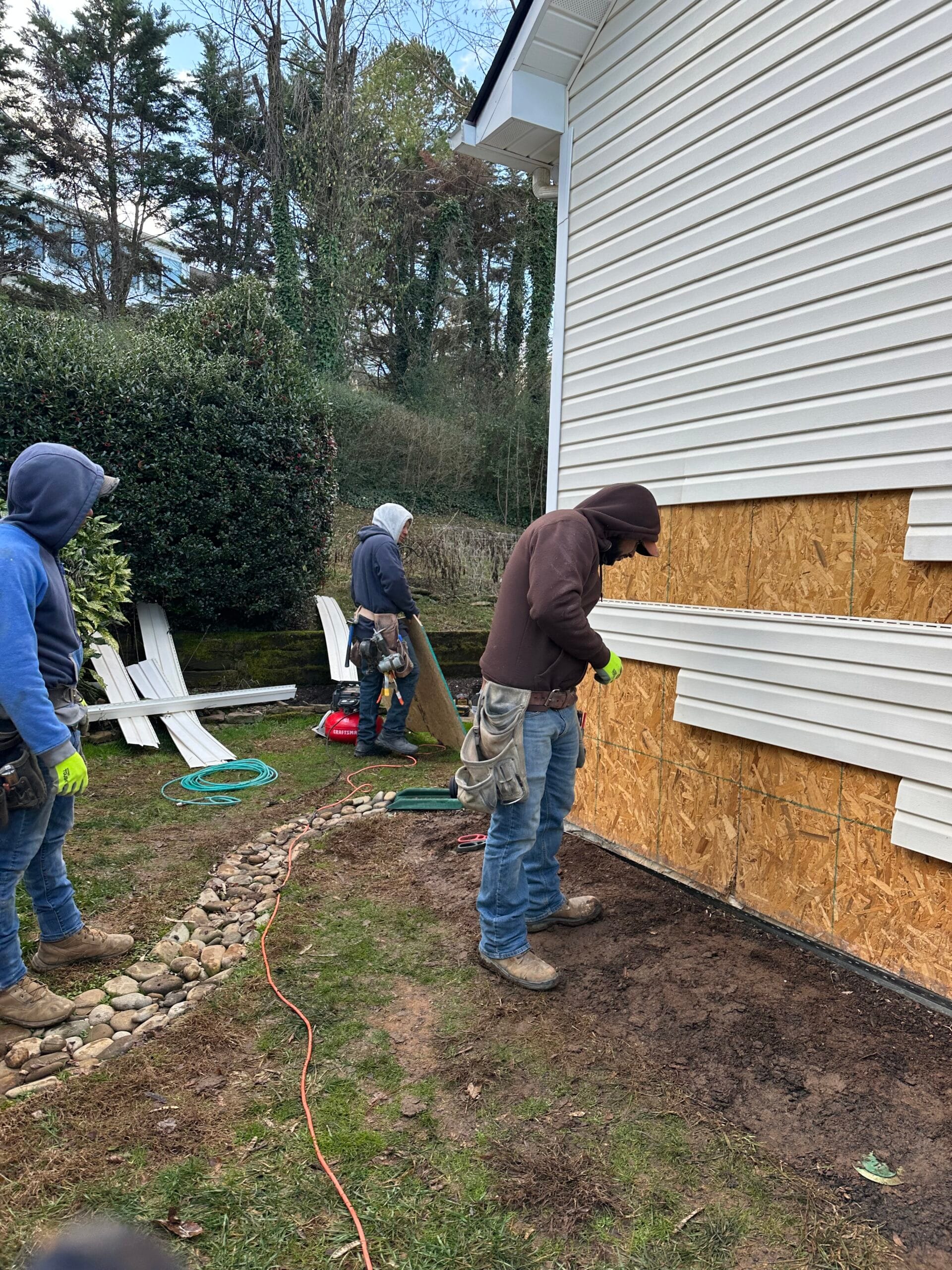 Common Emergency Siding Problems We See After Storms