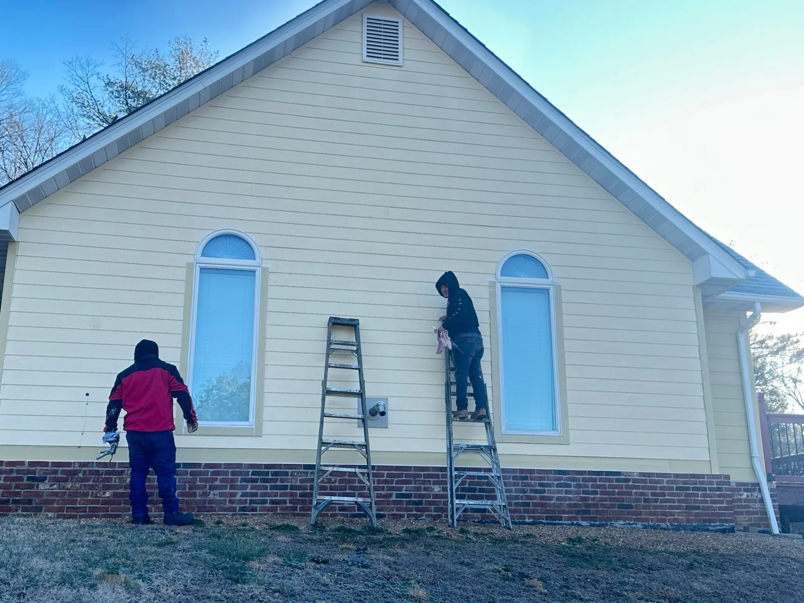 Professional Siding Repair — Knoxville, TN