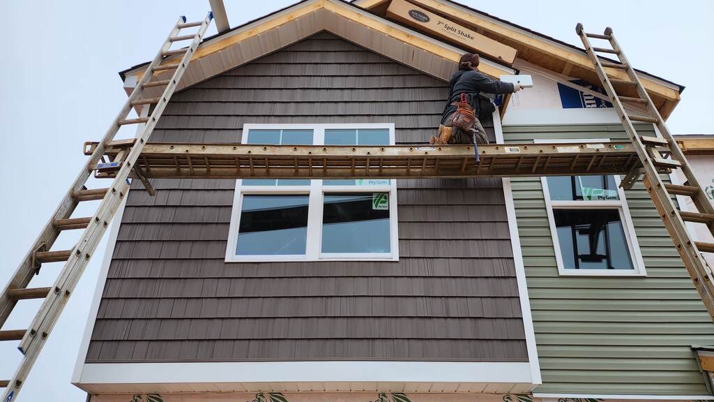 MI Homesiding LLC Roofing