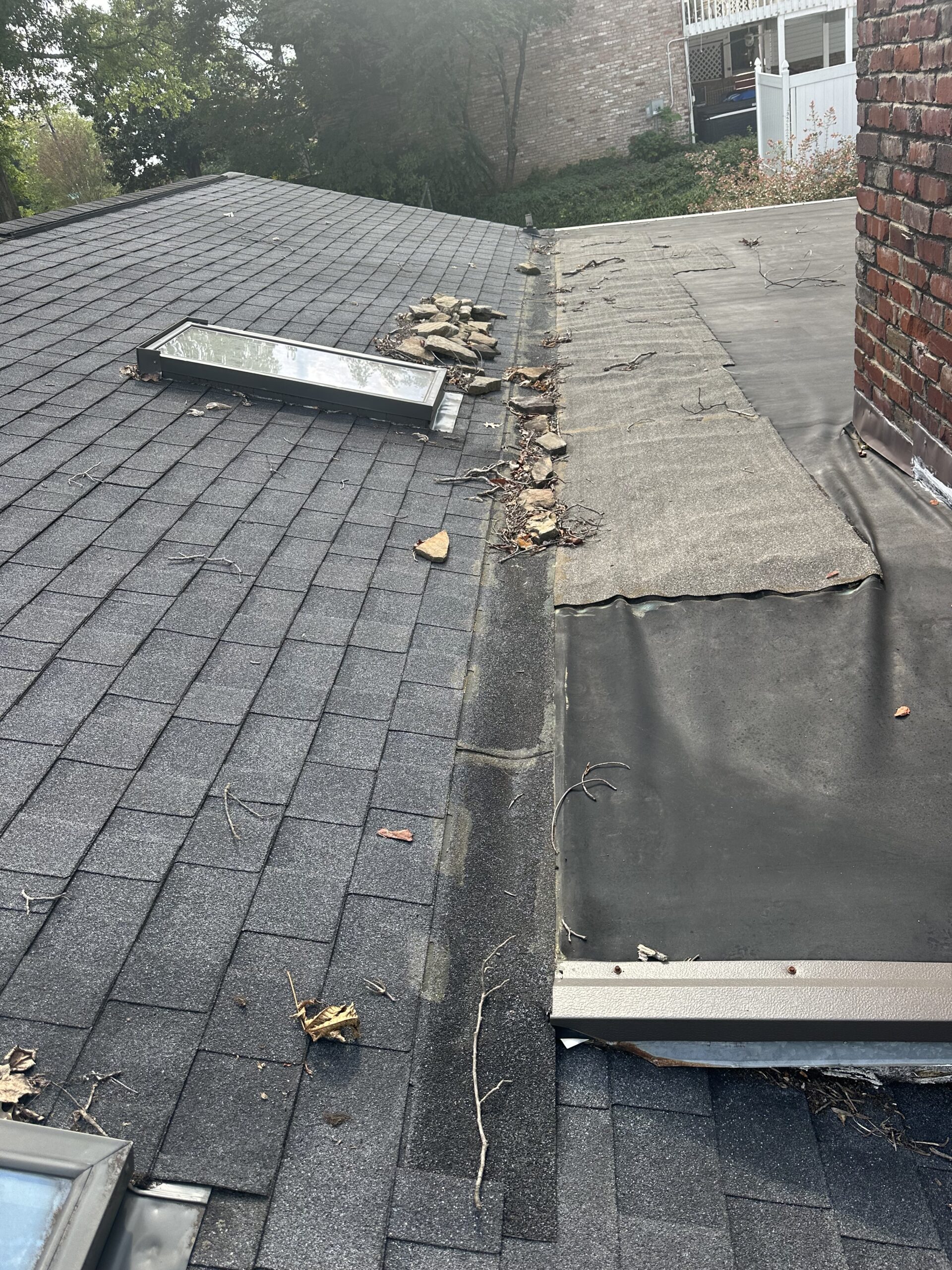 Signs Your Skylight Is Leaking