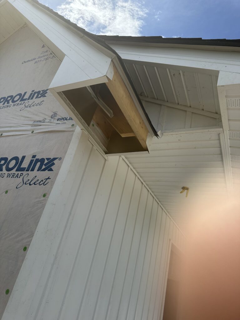 Professional soffit and fascia repair in Knoxville TN with flashing correction.