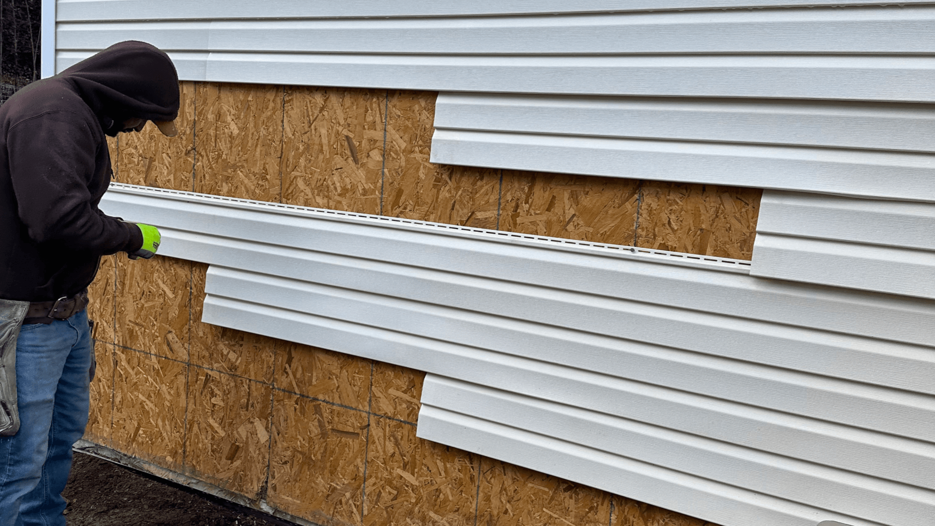 Water damage behind siding changes the price fast — Knoxville, TN