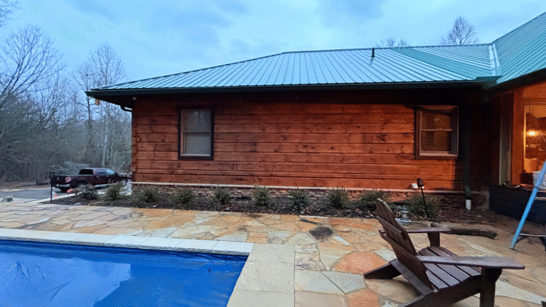 Waterproof shiplap siding system showing the moisture-proof core and rainscreen installation technique.