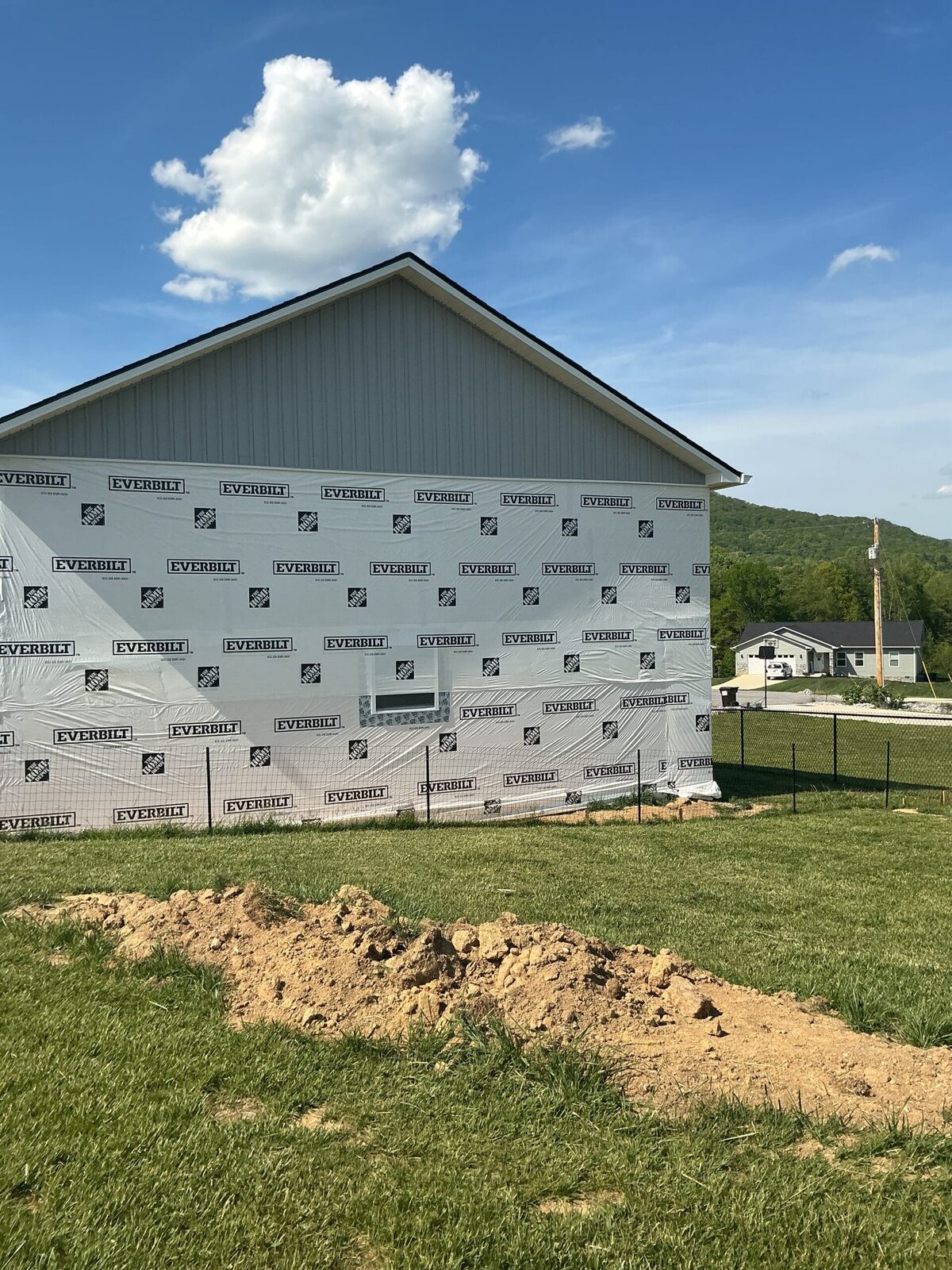 Loudon homes face humidity, heavy rain, lake-area moisture, storms, hot summers