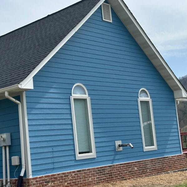 Blue lap siding installation example for Walland TN homes by MI Homesiding & Roofing
