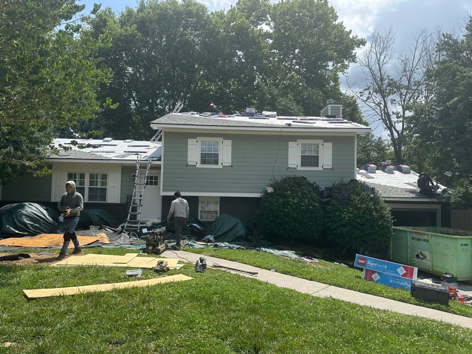 Roof Replacement Materials — Knoxville, TN