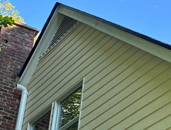 Your Home’s First Defense: Expert Siding in Lenoir City, TN | MI Homesiding & Roofing